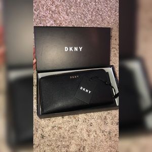 DKNY black wallet